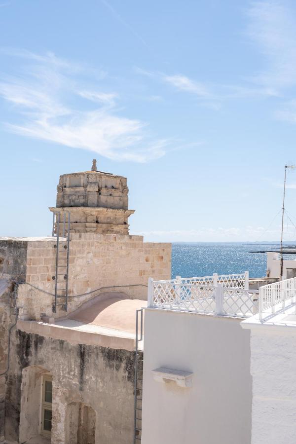 Apartamento Wineart House, Terracielo Indipendente Nel Centro Di Monopoli Exterior foto