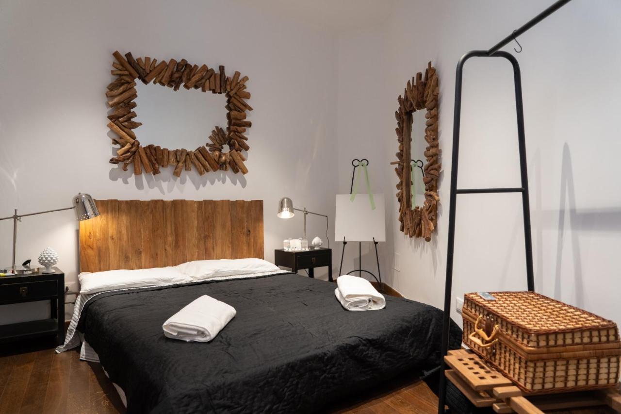 Apartamento Wineart House, Terracielo Indipendente Nel Centro Di Monopoli Exterior foto
